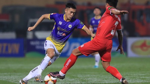 Từ cái xua tay của thầy Park, sao trẻ Hà Nội ghi điểm đậm nét trong mắt HLV Troussier