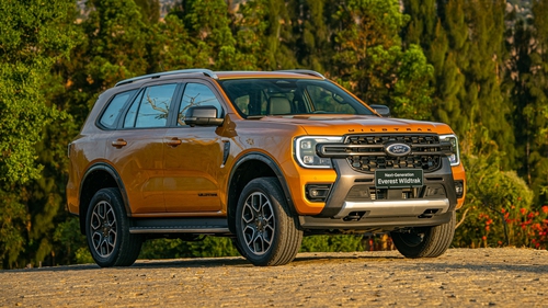 Ảnh thực tế Ford Everest Wildtrak tại Việt Nam: Đắt nhất phân khúc nhưng ‘full option’ như bản Thái, giao xe ngay tháng này