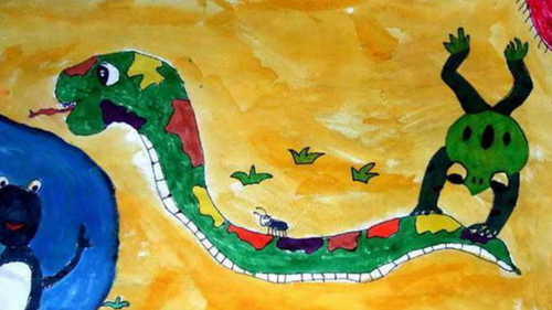 Con gái 7 tuổi mê vẽ rắn còn đoạt cả giải thưởng, bố mẹ tự hào nhưng cô giáo xem xong lập tức cau mày: "Báo cảnh sát đi!"