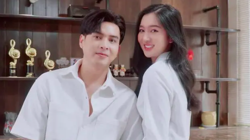 Chân dung bạn gái cao 1m80, là người mẫu ảnh có tiếng vừa được Hồ Quang Hiếu cầu hôn