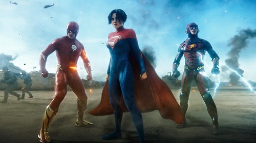 Soi trailer mới của The Flash: Đa vũ trụ sắp sụp đổ, dọn đường cho DCU mới của James Gunn?