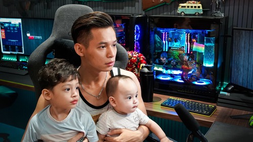 Streamer Độ Mixi dạy con cực đỉnh: Chiều chuộng, yêu thương nhưng khi con sai cực kỳ nghiêm khắc