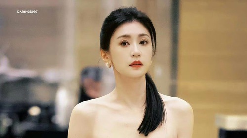 Giả Tịnh Văn gây sốt khi tham gia 'Tỷ tỷ đạp gió rẽ sóng 4', sẽ 'đối đầu' Chi Pu?