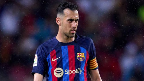 Tin nóng bóng đá tối 10/5: MU mua Bellingham, ngôi sao đầu tiên quyết định rời Barca