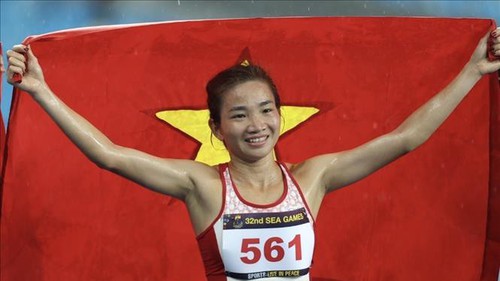 Sau 'hat-trick vàng', Nguyễn Thị Oanh được treo thưởng để giành HCV nội dung thứ 4 tại SEA Games 32