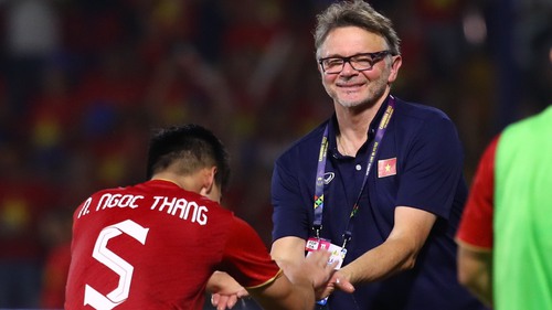 HLV Troussier: ‘Đá với Thái Lan, U22 Việt Nam gánh trên vai áp lực không được phép thua’