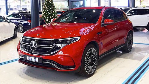 Vì sao Mercedes Việt Nam không ra mắt EQC mà lại bán trước toàn SUV điện ở phân khúc không bán chạy bằng?