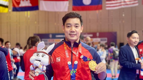 Bất ngờ với môn võ toàn thầy cô và học trò Việt Nam thi nhau giành HCV SEA Games 32