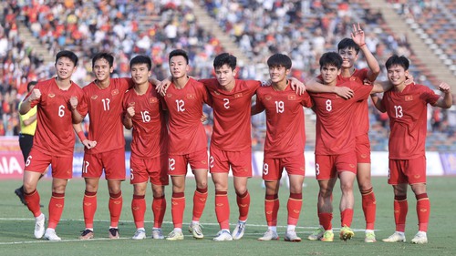 U22 Việt Nam tiếc nuối khi chỉ thua nhà vô địch SEA Games
