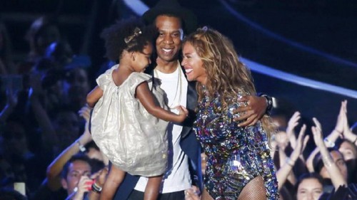 Beyonce và Jay-Z mua 'nhà đắt nhất' ở Hollywood