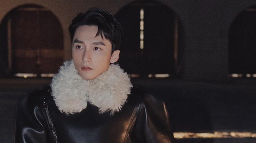 Sơn Tùng MTP gặp sự cố vẫn diễn cực cháy