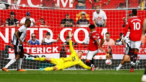 De Gea lại hóa 'người nhện', MU ngược dòng đánh bại Fulham ở trận cầu hạ màn