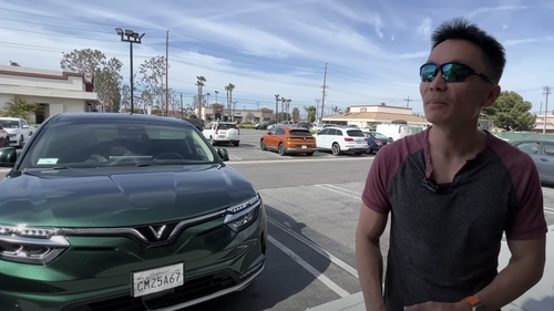 Chủ xe VinFast VF 8 tại Mỹ đầu tiên lái hơn 7.000km sau 3 tuần: Đáng từng xu bỏ ra nhưng hơi bất tiện vì chưa có nhiều trạm sạc