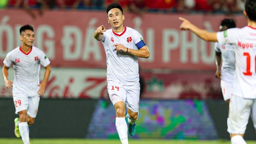 Hải Huy 'nã đại bác' vào lưới Văn Lâm, liên tục ghi điểm với Hải Phòng, HLV Troussier đã có giải pháp cho tuyến giữa ĐT Việt Nam