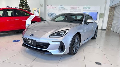 Subaru BRZ giảm giá mạnh hơn 125 triệu đồng tại đại lý nhưng vẫn đắt hơn cả trăm triệu so với BMW 3-Series bản full option