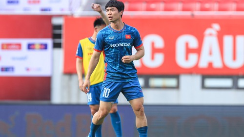 HLV Troussier dùng Công Phượng, Văn Toàn cho trận gặp Syria