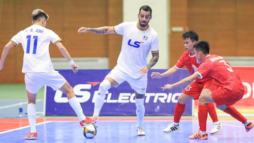 Futsal Việt Nam 'lên đời' nhờ ngoại binh 