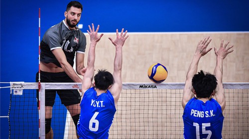 Tuyển bóng chuyền Trung Quốc bị loại sớm, phải đánh Challenge Cup như Việt Nam để kiếm vé dự VNL 2024