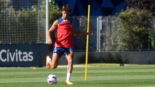 Tương lai mơ hồ của Joao Felix