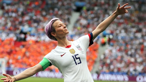 Megan Rapinoe sẽ không rời đi một cách lặng lẽ