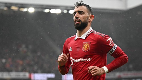 Tin nóng bóng đá sáng 18/7: Fernandes từ chối 2 CLB Ả Rập, đối thủ của ĐT Việt Nam nhận tin dữ