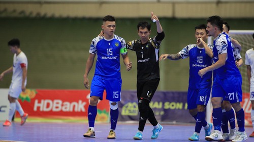 Cuộc đua vô địch futsal Việt Nam căng thẳng