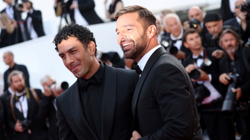 Ricky Martin ly hôn chồng đồng giới  - Những mối tình trước khi 'come-out' 