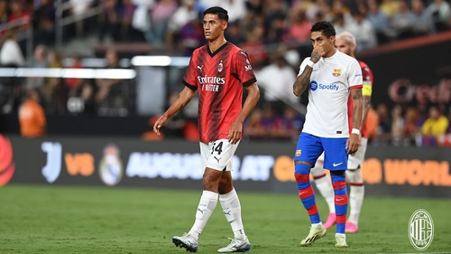 Milan trước mùa giải mới: Thời gian không chờ ông Pioli