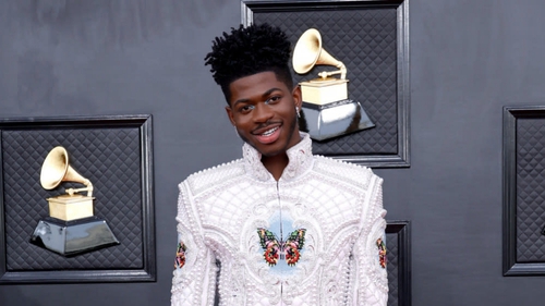 Theo chân Lil Nas X lưu diễn thế giới