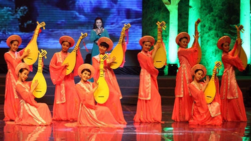 Tăng cường sự quản lý, đảm bảo chấp hành pháp luật về hoạt động nghệ thuật biểu diễn và văn học