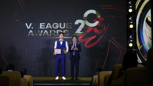 Hoàng Đức xuất sắc nhất V League 2023