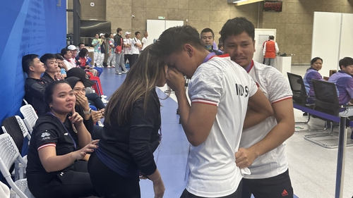 Thư Hàng Châu: Tấm huy chương và những giọt nước mắt