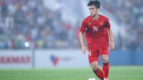 HLV Troussier loại Công Phượng, dùng cầu thủ trẻ đấu giao hữu với Trung Quốc, Uzbekistan và Hàn Quốc