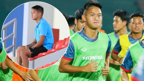 Ngôi sao Việt kiều ngồi ngoài khi U23 Việt Nam tập luyện, dễ 'tiếp bước' đàn anh Mạc Hồng Quân