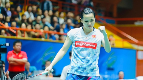 Nguyễn Thùy Linh gây ấn tượng mạnh, đánh bại tay vợt số 8 thế giới ở Giải cầu lông Trung Quốc