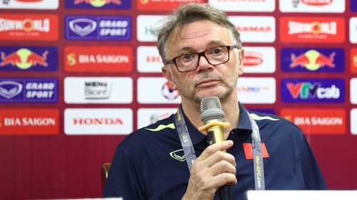 HLV Troussier: ‘Trận tới với Yemen mang tính bản lề’