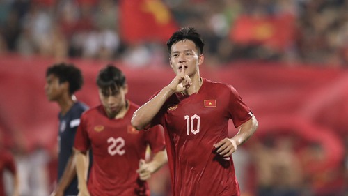 Vua phá lưới giải hạng Nhất không phụ lòng HLV Troussier