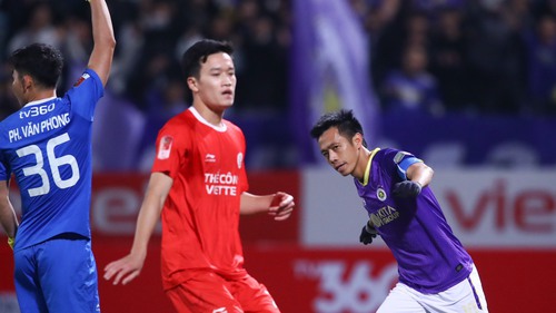 Hoàng Đức chấn thương, đội tuyển Việt Nam tập tới ngày lên đường