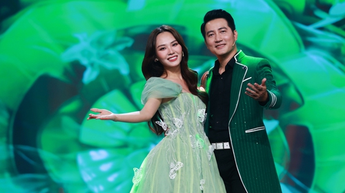Hoa hậu Mai Phương song ca cực ngọt với ca sĩ Phi Hùng trong "Giai điệu ngày xuân"