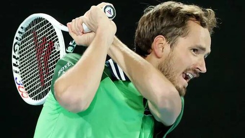 Kết quả Australian Open hôm nay 22/1: Medvedev, Alcaraz thẳng tiến, Azarenka dừng bước