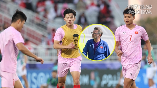 Hai cầu thủ ĐT Việt Nam phải tập riêng, khả năng ra sân gặp ĐT Iraq vẫn bỏ ngỏ