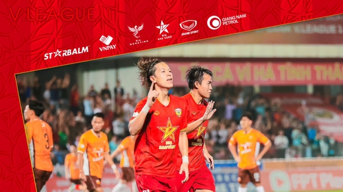 Sao Việt kiều tỏa sáng, Hà Tĩnh hạ gục HAGL, khiến cả V-League sửng sốt vì thành tích khó tin