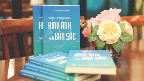 Ra mắt sách 'Thương hiệu địa phương: Hình ảnh và bản sắc'