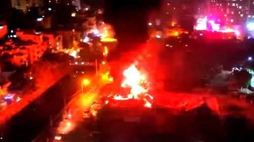 Hà Nội: Dập tắt đám cháy ở khu lán tạm