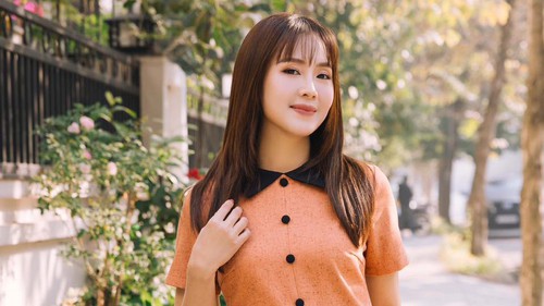 Tái xuất trong phim nối sóng 'Chúng ta của 8 năm sau', Hồng Diễm thấy áp lực 