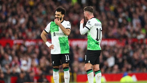 Liverpool bớt đi một chiếc cúp, càng tăng thêm hy vọng vinh quang