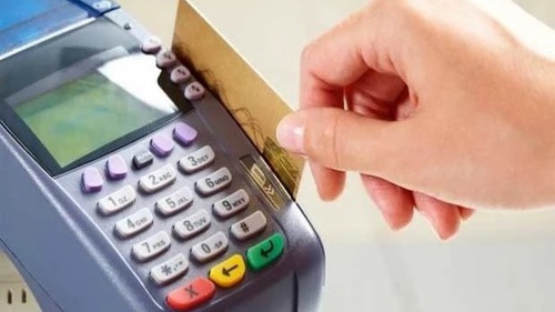 "Làn sóng" hủy thẻ tín dụng sau vụ nợ 8,5 triệu thành 8,8 tỷ đồng tại Eximbank