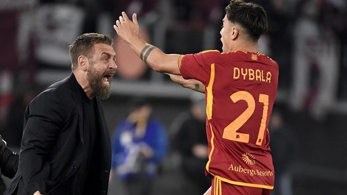 Cuộc sống tươi đẹp của Roma ở vòng 27 Serie A