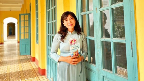 Nhà văn Mộc An: 'Giải Dế Mèn là cây cầu nối'