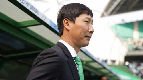 VFF đàm phán hợp đồng với HLV Kim Sang Sik